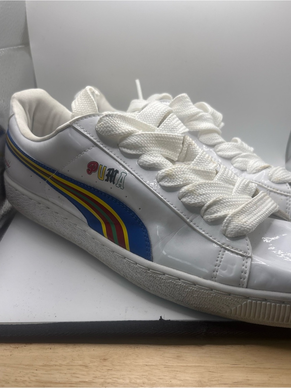 PUMA Men’s Dee and Ricky’s Whimsical World Tennis Shoes Size 10.5